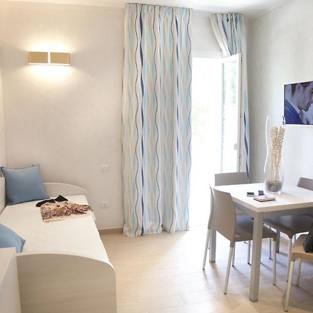 Marina Beach Suite Hotel Rimini Eksteriør billede