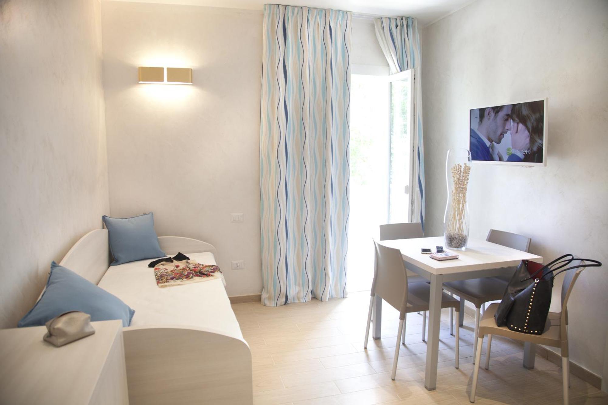 Marina Beach Suite Hotel Rimini Eksteriør billede